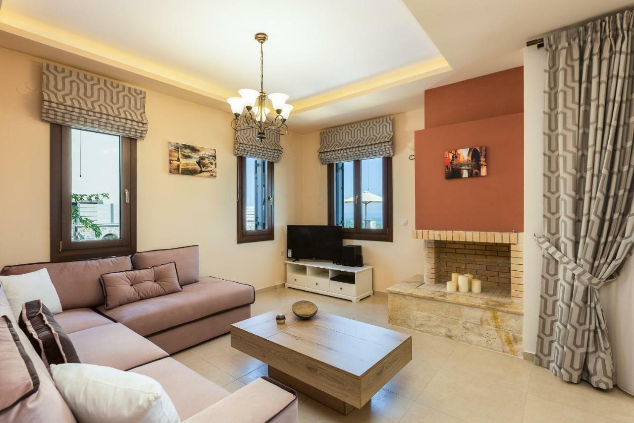 New Villa Kantifes 4 Families Or Couples With Private Pool & Bbq Kirianna Zewnętrze zdjęcie